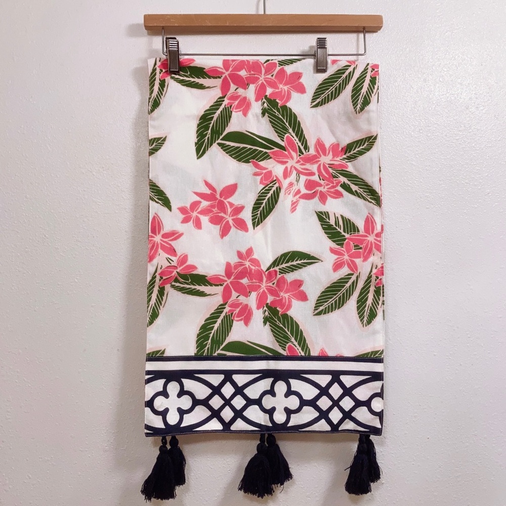 Vietri Floral Pink and Green Table Linen